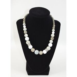 OLCI Signed‎ Multicolored Beaded Necklace Approximately 18"